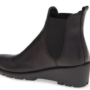 The Flexx Slimmer Chelsea Wedge Boot